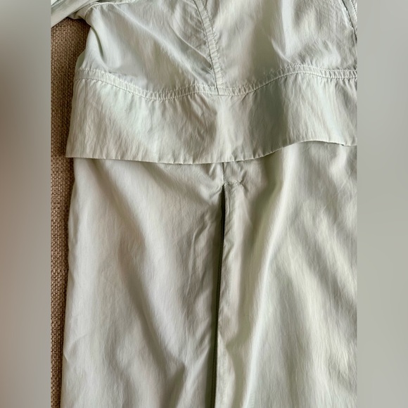 Lululemon Women's Lightweight Packable Jacket, Water-Repellent Windbreaker - Picture 6 of 16